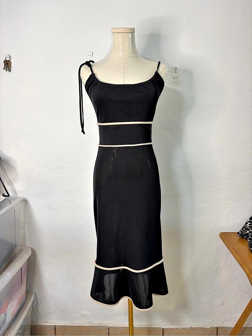 Lulyk Black Midi Dress Size Small Like New